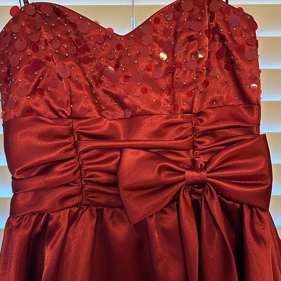 NWT Size 5/6 Ruby colored strapless formal dress - Picture 5 of 13